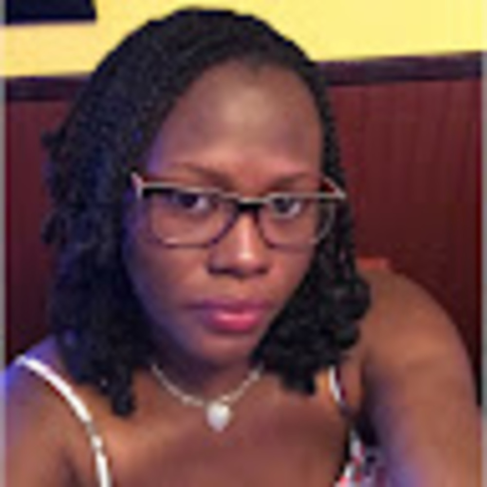 Meet your Posher, Teeyah